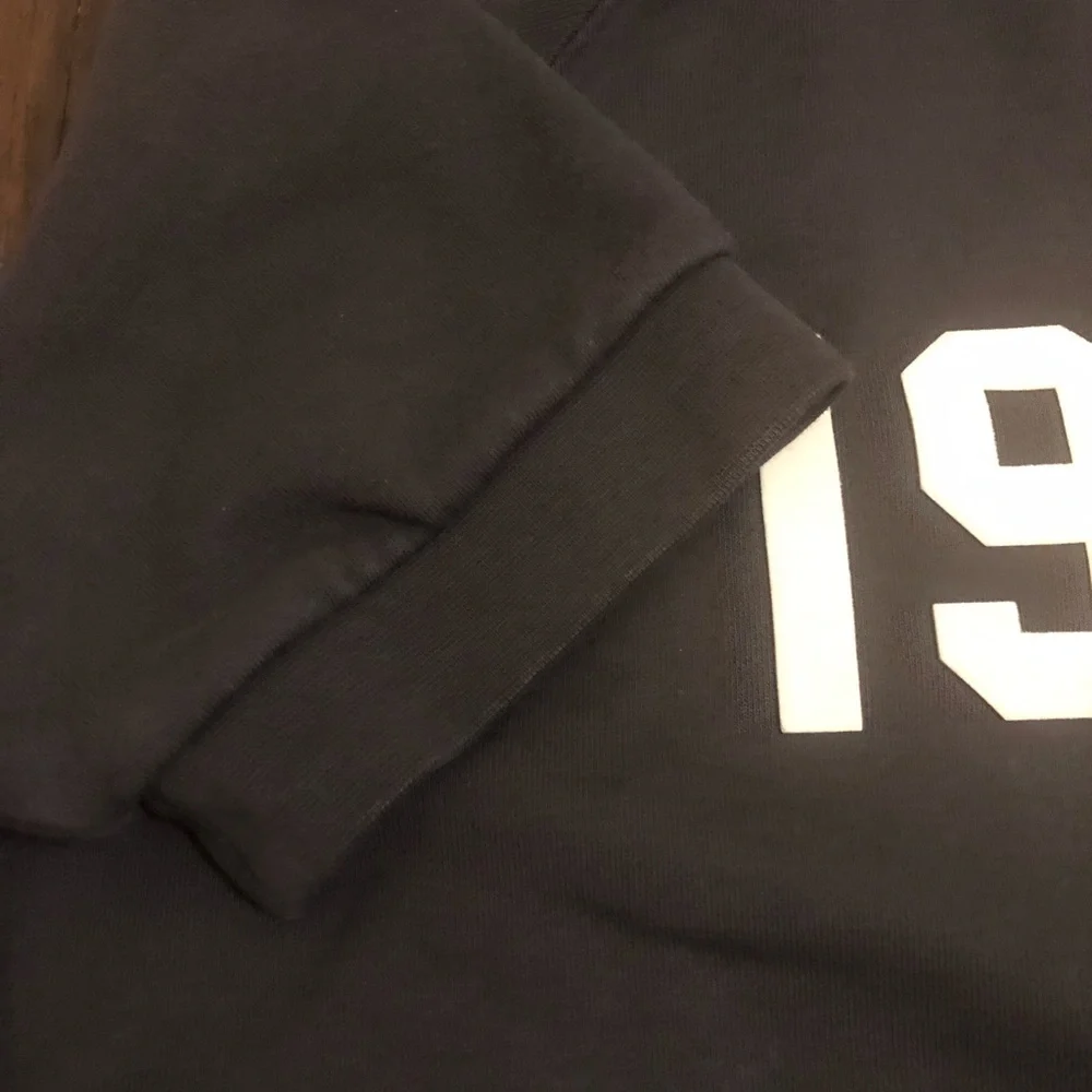 Essentials Fear of God Short Sleeve Sweatshirt - Picture 9 of 16
